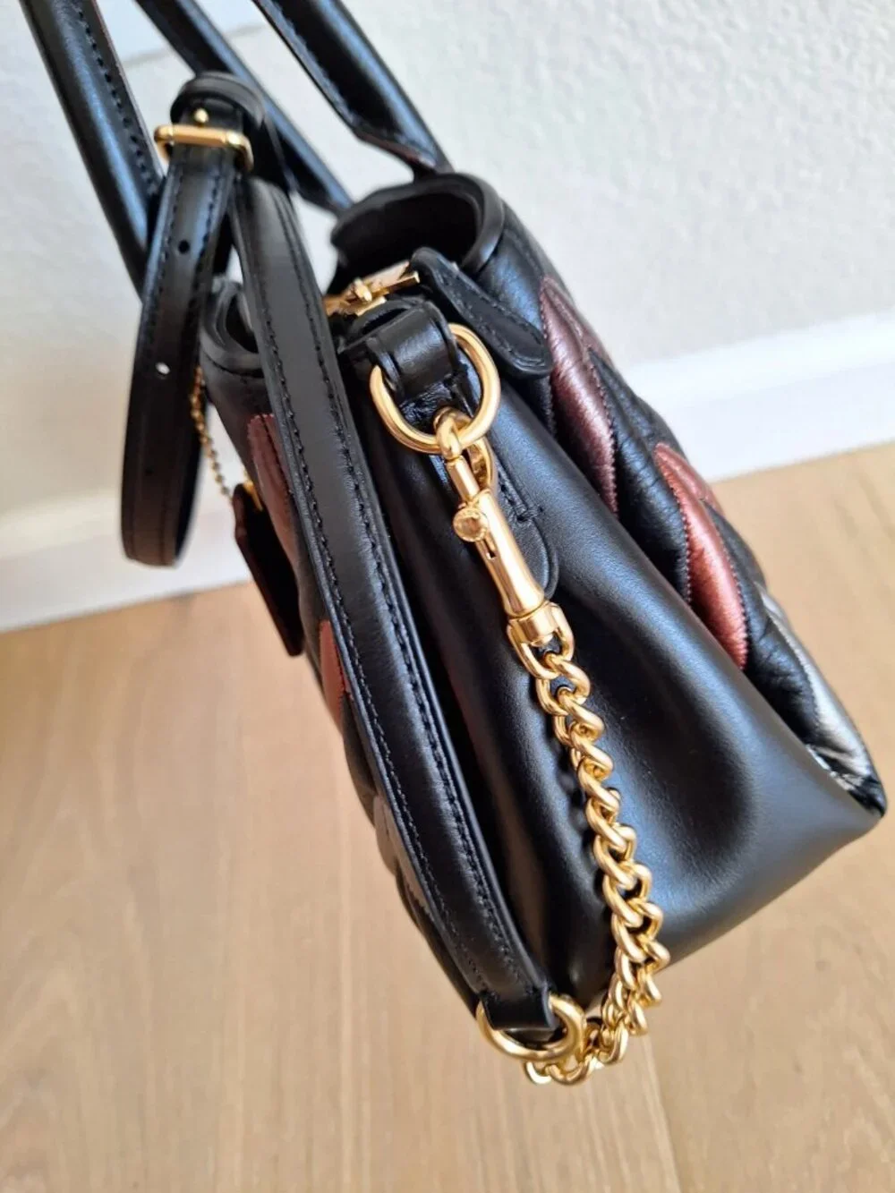 NWT COACH F37872 Mini Sage Carryall With Chevron Quilting Multi/Black $445